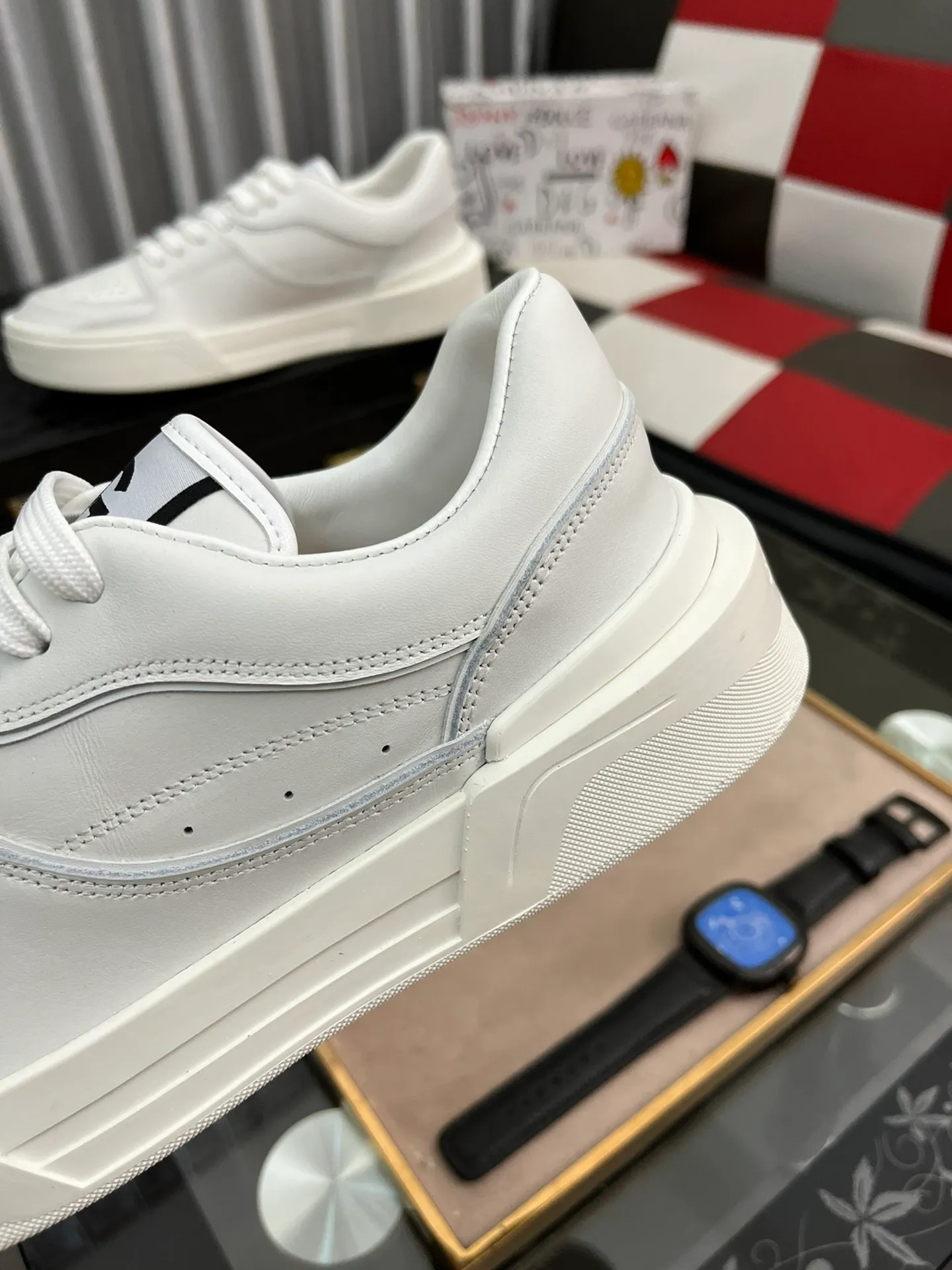 Men's shoes 💰480⌚️⌚️【DG～】Men's casual shoes are on sale simultaneously in 2022z cabinets 🔷Multiple colors🔜Handmade upper with graffiti fabric ➕Genuine leather lining, comfortable and breathable, sole: original comfortable handmade graffiti wear-resistant outsole, ⚠️real thing📱photography🎬the real thing is better. Code number 38-445⃣️Color optional